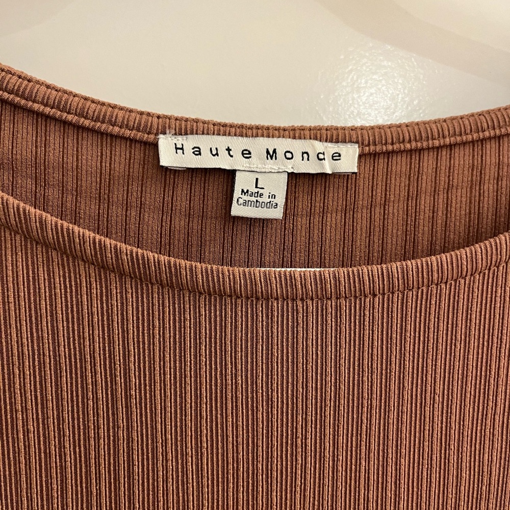 Maxi Brown Ribbed Side Slit - Picture 3 of 3
